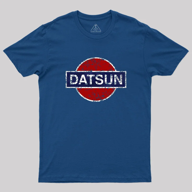 Tiger Datsun Retro Car Geek T-Shirt